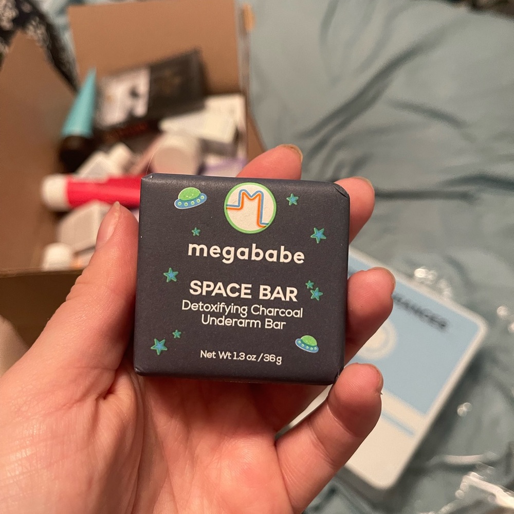 Megababe Space Bar